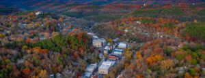 Eureka Springs Fall Foliage Hike