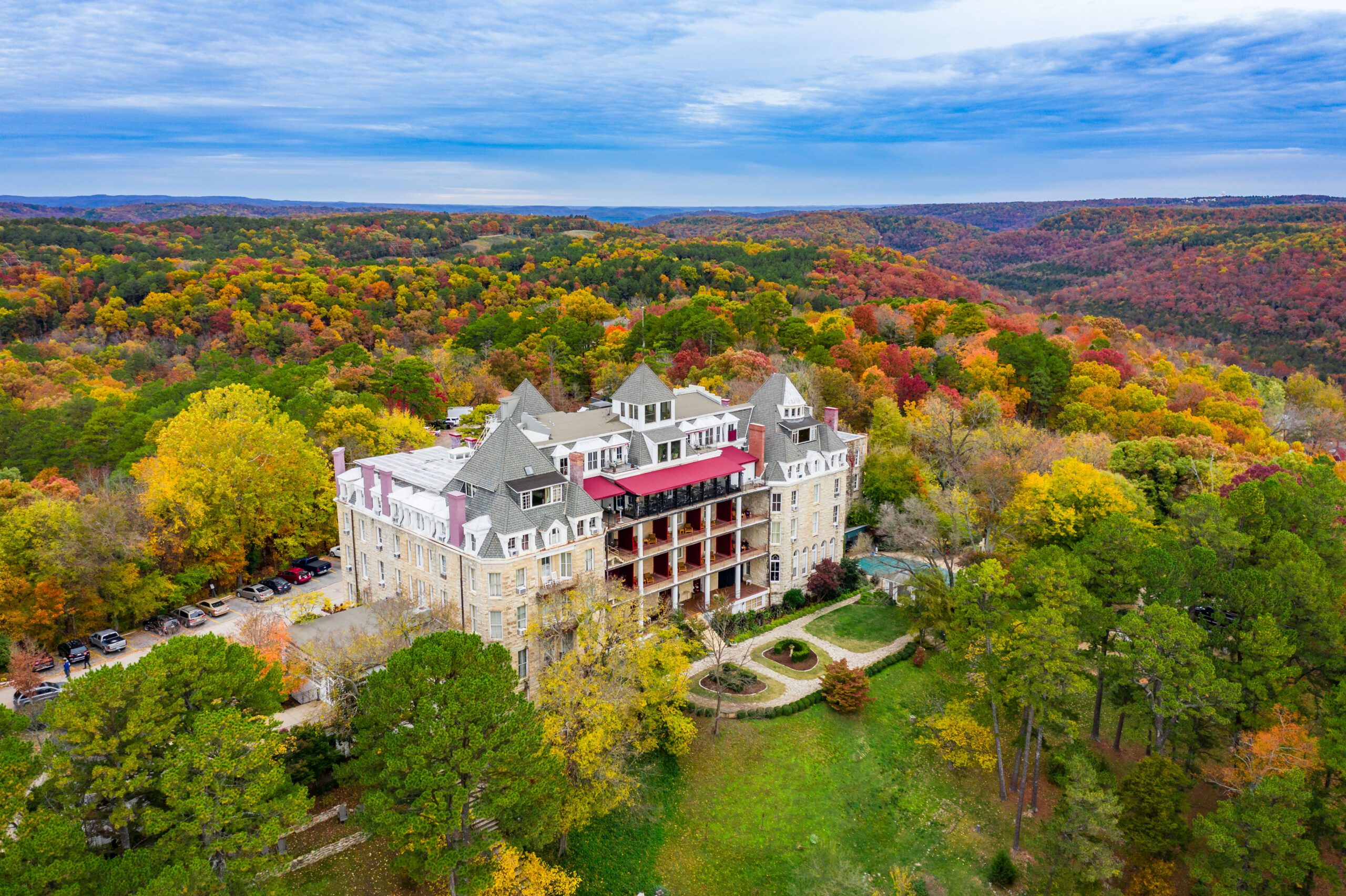 Cresent-Hotel-aerial-fall